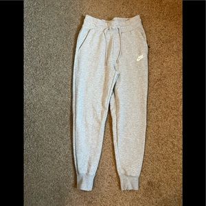 Nike joggers
